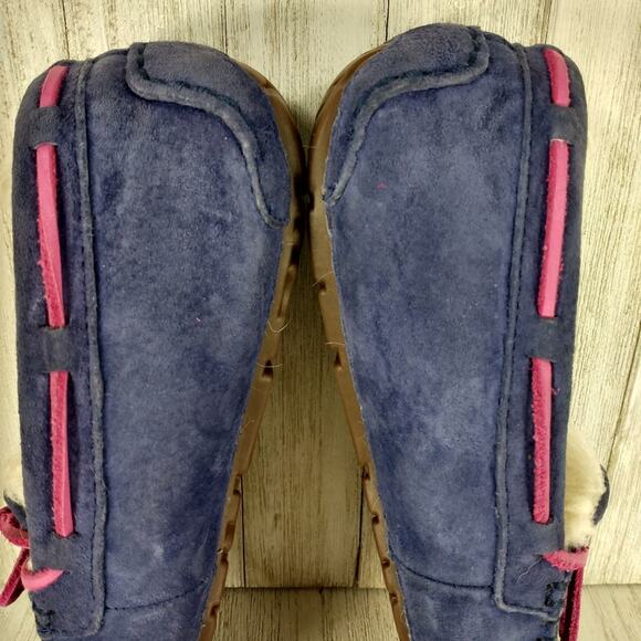 UGG Blue and Pink Women's Moccasins - Picture 12 of 13